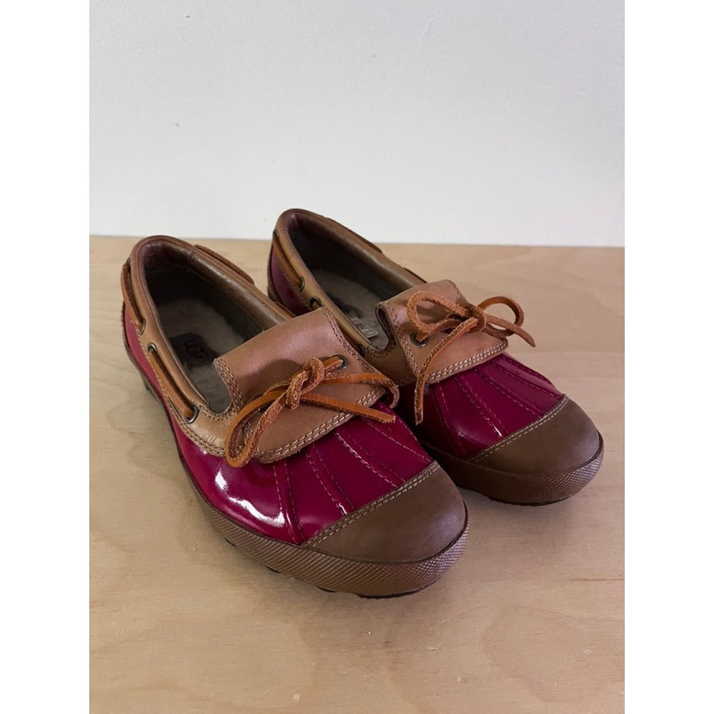 UGG Ashdale Slip-On Duck Shoe Leather Shearling Lined Red Tan size 7.5